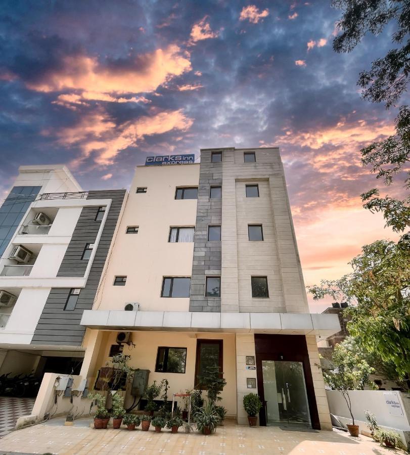 The Orion Express Hotel ชัยปุระ ภายนอก รูปภาพ