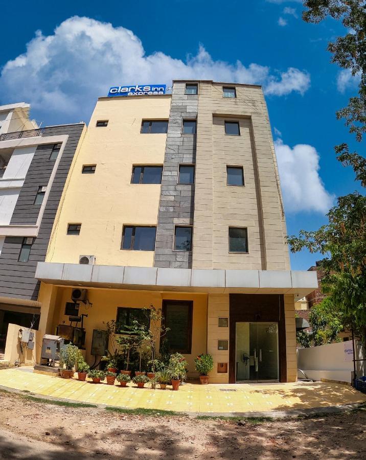 The Orion Express Hotel ชัยปุระ ภายนอก รูปภาพ
